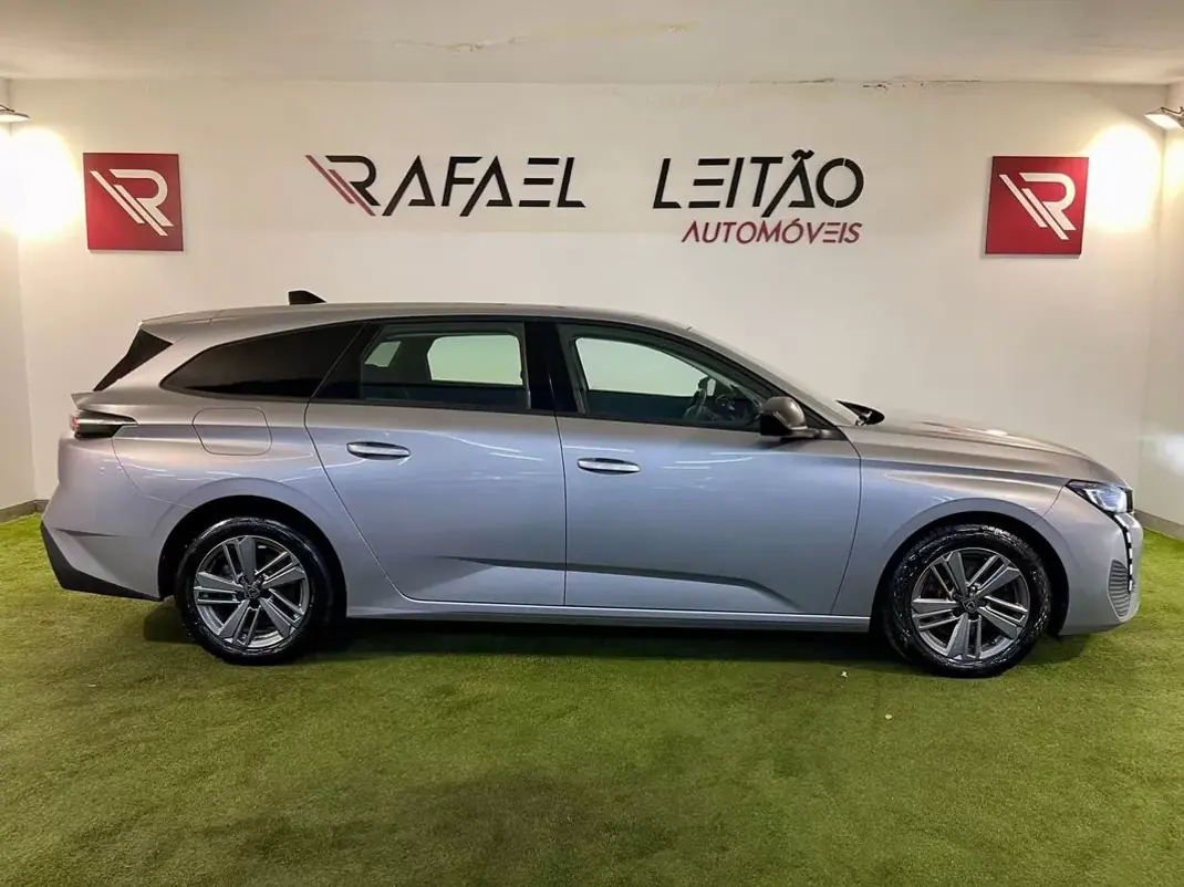 Peugeot 308 SW 2022 - 16950 EUR, 103000 km - AUTO.MOTO.pt - 103000km - foto 5 de 31
