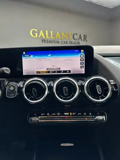 Mercedes-Benz GLA 250 2022 - 34000 EUR, 107000 km - AUTO.MOTO.pt - 107000km - foto 16 de 28