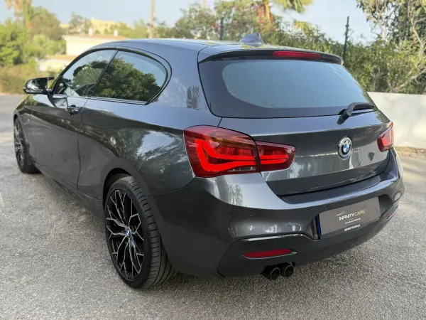 BMW 120 2018 - 19999 EUR, 130000 km - AUTO.MOTO.pt - 130000km - foto 10 de 19