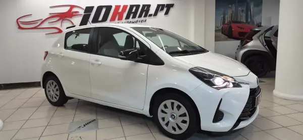 Toyota Yaris 2020 - 12990 EUR, 61278 km - AUTO.MOTO.pt - 61278km - foto 8 de 39