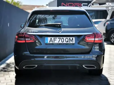 Mercedes-Benz C 300 2021 - 28950 EUR, 159000 km - AUTO.MOTO.pt - 159000km - foto 5 de 15