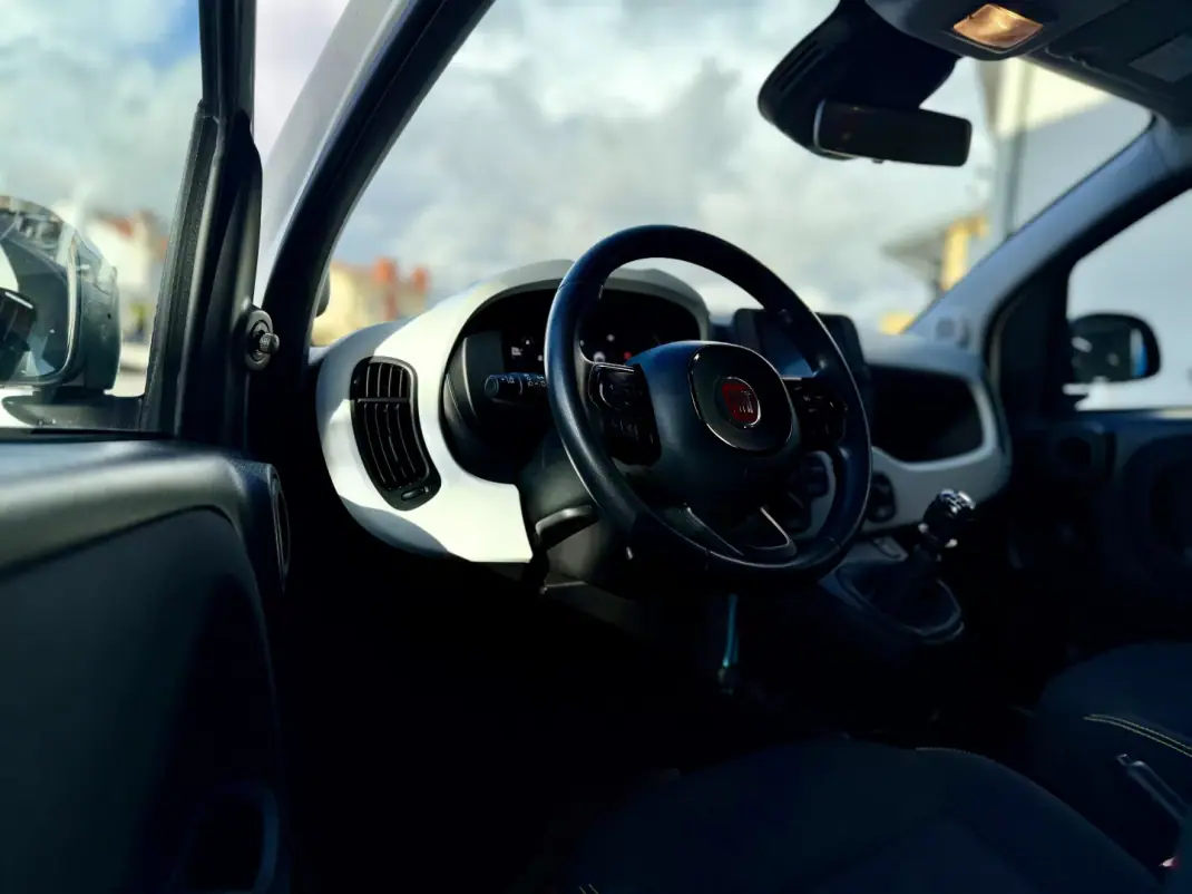 Fiat Panda 2025 - 14950 EUR, 12000 km - AUTO.MOTO.pt - 12000km - foto 12 de 24