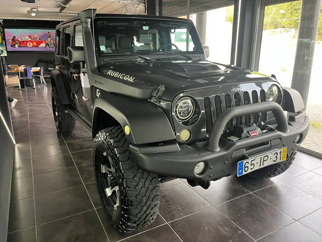 Jeep Wrangler Unlimited 2010 - 48500 EUR, 91300 km - AUTO.MOTO.pt - 91300km - foto 1 de 12