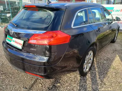 Opel Insignia Sports Tourer 2011 - 7150 EUR, 176528 km - AUTO.MOTO.pt - 176528km - foto 7 de 29
