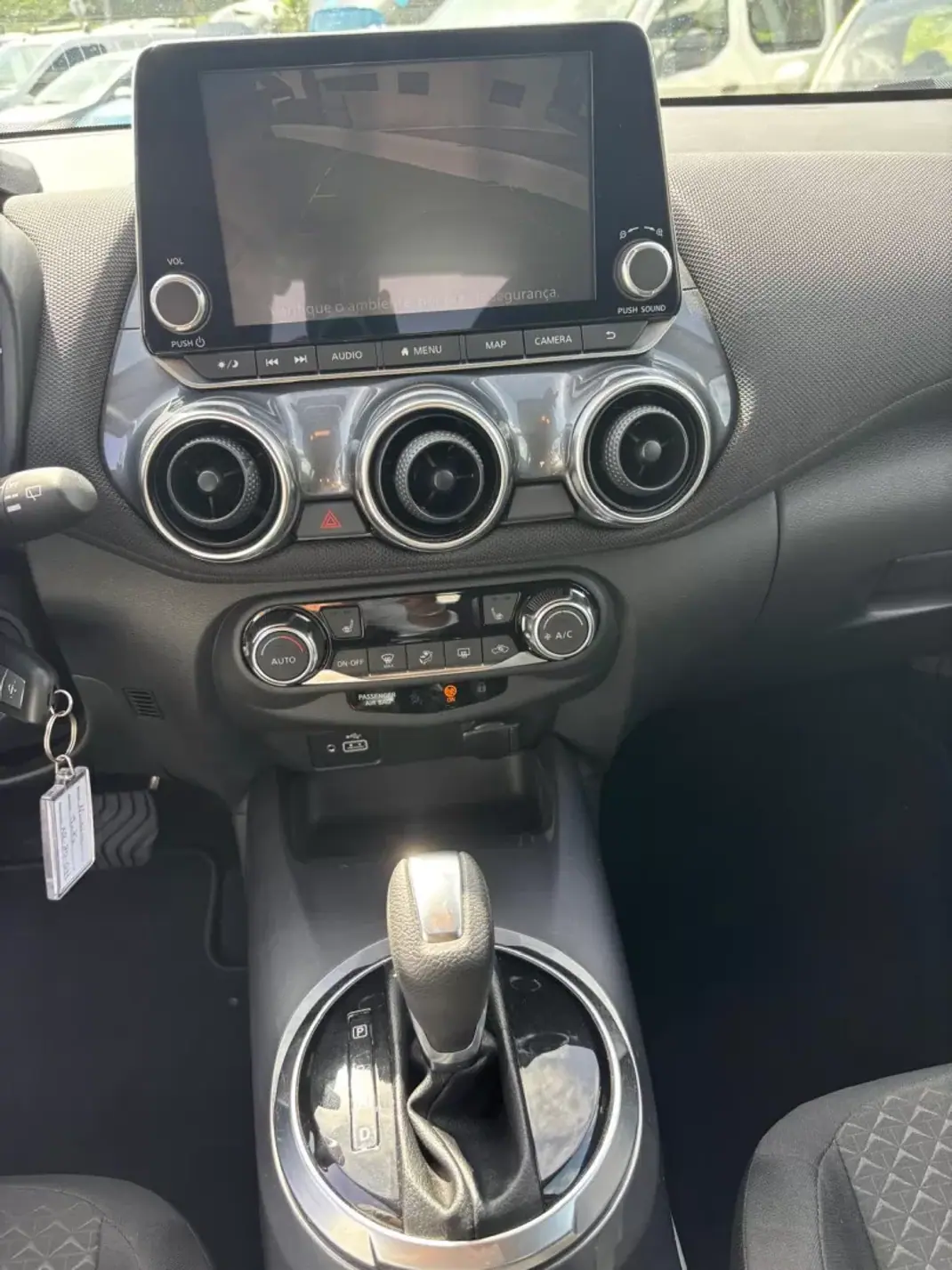 Nissan Juke 2022 - 20990 EUR, 17477 km - 17477km - foto 11 de 14