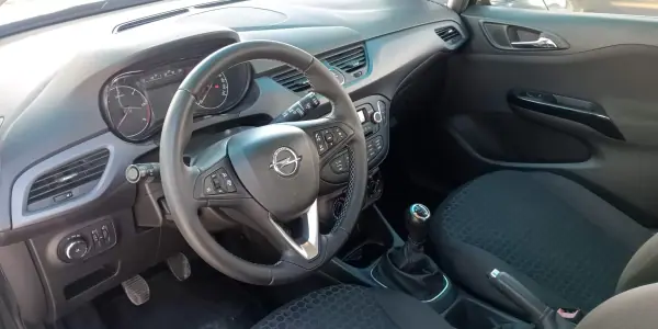 Opel Corsa 2018 - 11900 EUR, 144000 km - AUTO.MOTO.pt - 144000km - foto 7 de 16