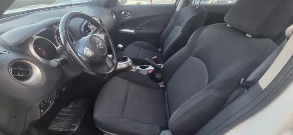 Nissan Juke 2014 - 11400 EUR, 156500 km - AUTO.MOTO.pt - 156500km - foto 11 de 15