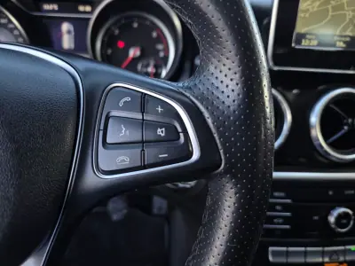 Mercedes-Benz CLA 180 2016 - 16990 EUR, 169000 km - AUTO.MOTO.pt - 169000km - foto 20 de 34