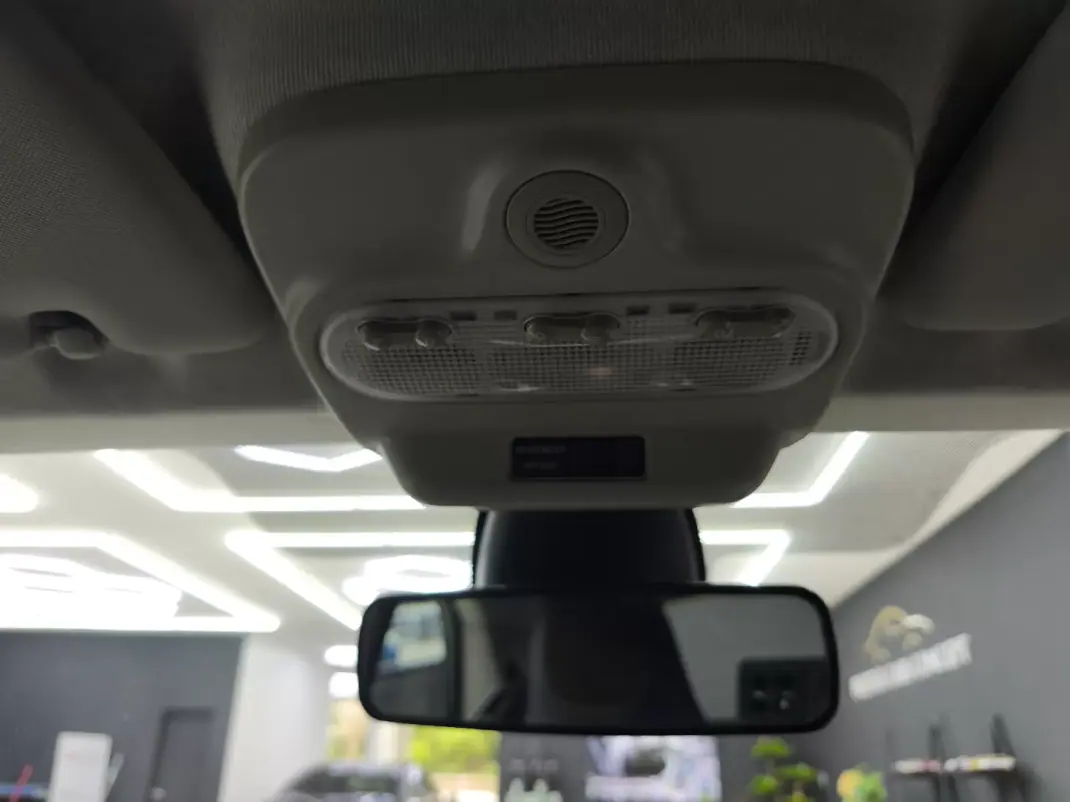 Smart ForTwo Coupé 2018 - 13450 EUR, 110509 km - AUTO.MOTO.pt - 110509km - foto 32 de 33