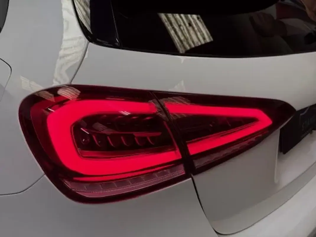 Mercedes-Benz A 160 2021 - 25900 EUR, 97000 km - AUTO.MOTO.pt - 97000km - foto 12 de 13