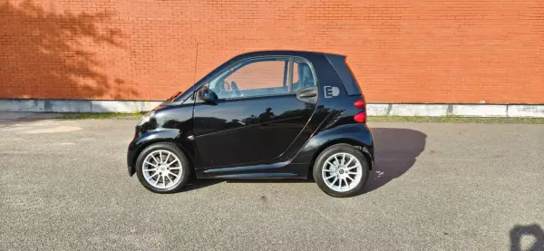 Smart ForTwo Coupé 2014 - 7500 EUR, 87000 km - 87000km - foto 2 de 6