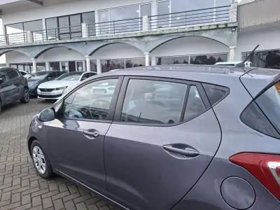 Hyundai i10 2016 - 8750 EUR, 92642 km - AUTO.MOTO.pt - 92642km - foto 10 de 24