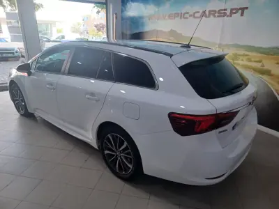 Toyota Avensis Touring Sports 2016 - 15980 EUR, 120621 km - AUTO.MOTO.pt - 120621km - foto 7 de 45