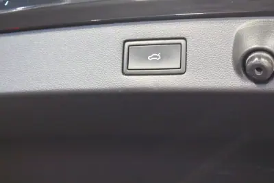 Volkswagen Arteon 2021 - 25400 EUR, 209040 km - AUTO.MOTO.pt - 209040km - foto 27 de 40