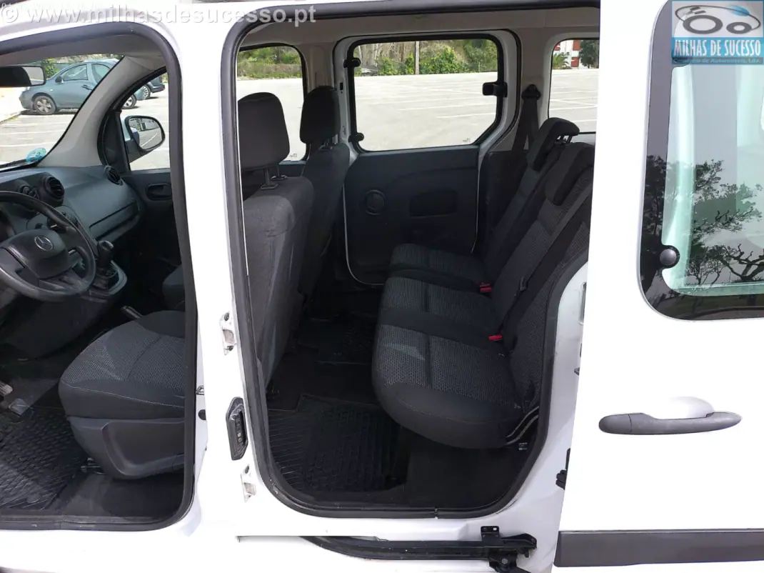 Mercedes-Benz Citan 109 1.5 CDi C/IVA 2019 - 16850 EUR, 118000 km - AUTO.MOTO.pt - 118000km - foto 6 de 31