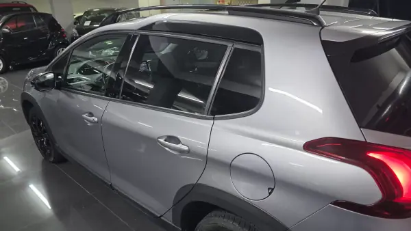 Peugeot 2008 2018 - 12990 EUR, 144000 km - AUTO.MOTO.pt - 144000km - foto 27 de 35