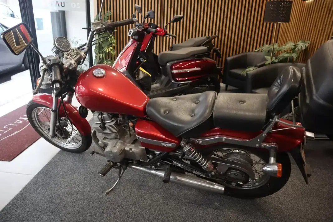 Honda CMX 1997 - 1500 EUR, 24646 km - AUTO.MOTO.pt - 24646km - foto 2 de 7