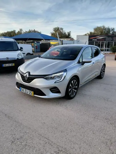 Renault Clio 2020 - 13980 EUR, 46000 km - AUTO.MOTO.pt - 46000km - foto 2 de 9