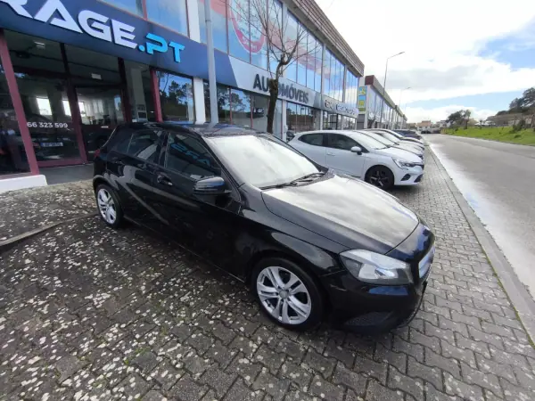 Mercedes-Benz A 180 2013 - 14900 EUR, 169000 km - AUTO.MOTO.pt - 169000km - foto 2 de 10