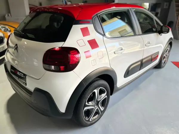 Citroën C3 2022 - 11000 EUR, 129000 km - AUTO.MOTO.pt - 129000km - foto 6 de 35