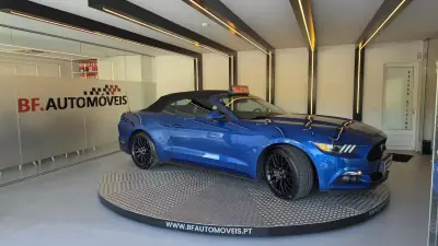 Ford Mustang 2017 - 44900 EUR, 29851 km - AUTO.MOTO.pt - 29851km - foto 10 de 58