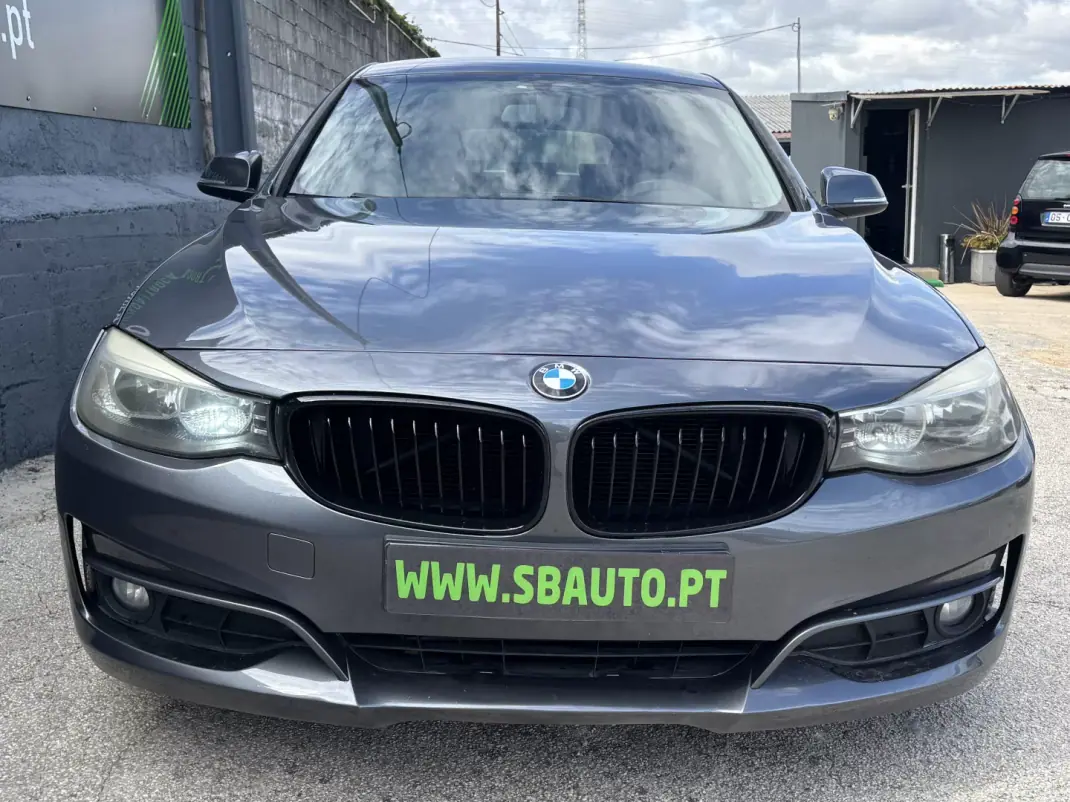 BMW 318 Gran Turismo 2014 - 11990 EUR, 280000 km - 280000km - foto 5 de 26