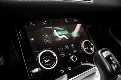 Land Rover Range Rover Evoque 2020 - 32990 EUR, 84922 km - AUTO.MOTO.pt - 84922km - foto 52 de 56