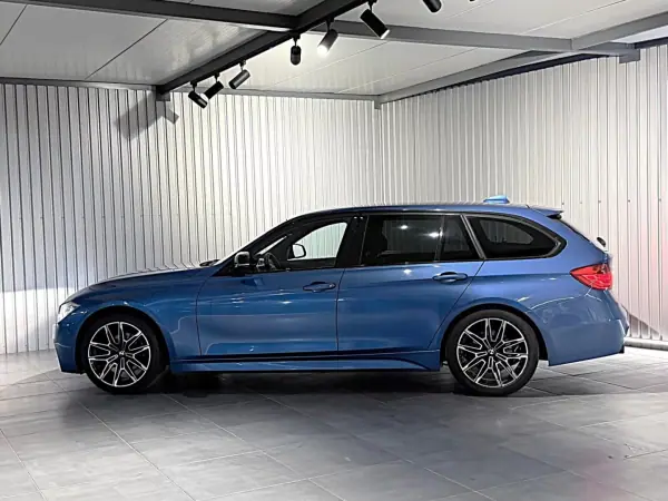 BMW 318 2013 - 16990 EUR, 249800 km - AUTO.MOTO.pt - 249800km - foto 16 de 38