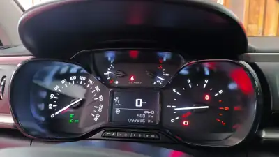 Citroën C3 VAN 2020 - 13618 EUR, 92936 km - AUTO.MOTO.pt - 92936km - foto 24 de 54