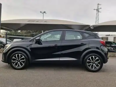 Renault Captur 2020 - 17990 EUR, 150000 km - AUTO.MOTO.pt - 150000km - foto 8 de 43