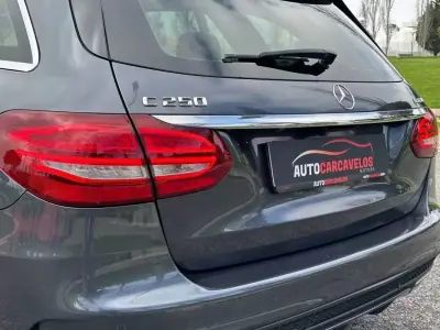 Mercedes-Benz C 250 2015 - 24450 EUR, 115000 km - AUTO.MOTO.pt - 115000km - foto 18 de 51