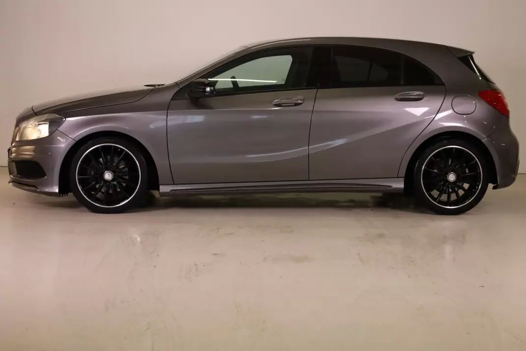 Mercedes-Benz A 200 2015 - 20950 EUR, 54047 km - AUTO.MOTO.pt - 54047km - foto 3 de 32