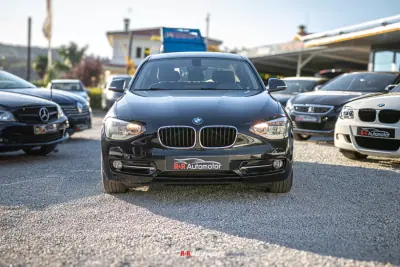 BMW 118 2012 - 12500 EUR, 216000 km - foto 4 de 31