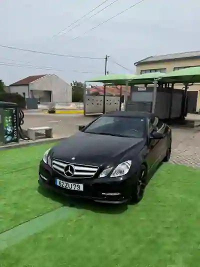 Mercedes-Benz E 250 2013 - 18500 EUR, 165000 km - AUTO.MOTO.pt - 165000km - foto 8 de 11
