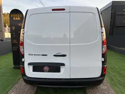 Renault Kangoo 2019 — foto 6 de 35