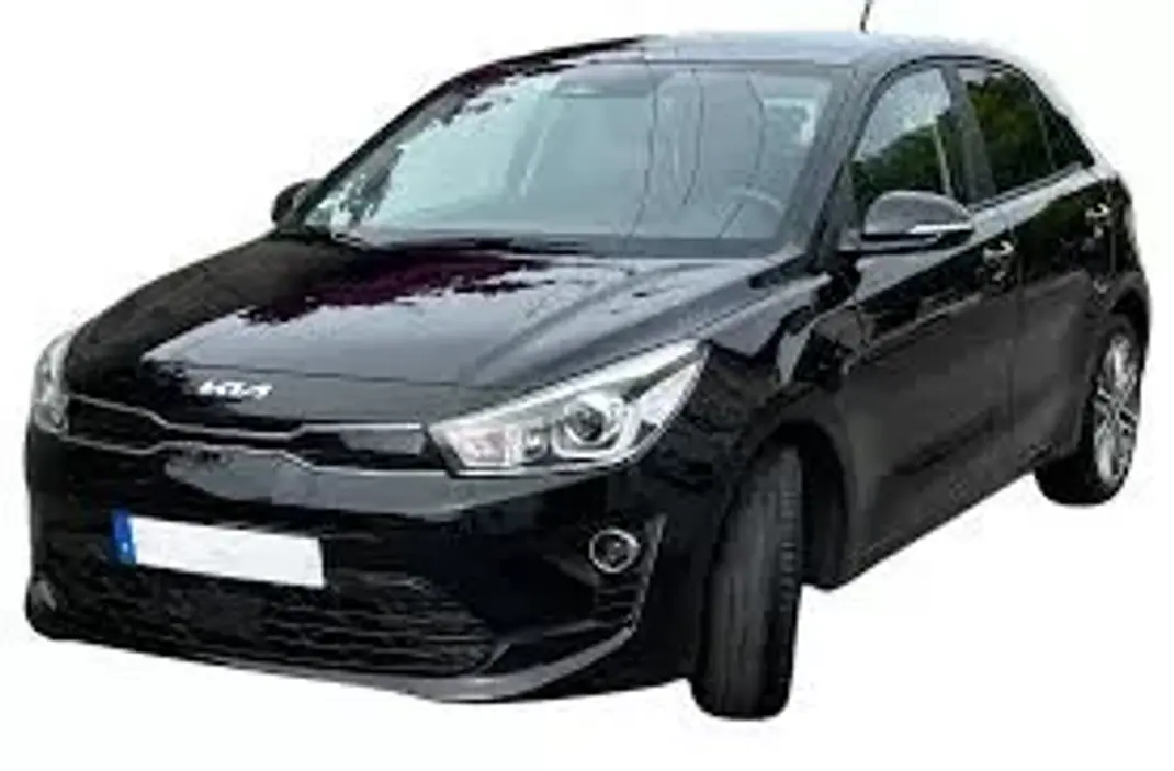 Kia Rio 2019 - 11900 EUR, 83820 km - AUTO.MOTO.pt - 83820km - foto 1 de 6