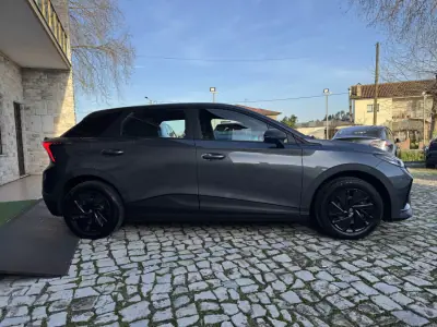 MG MG4 2022 - 18990 EUR, 77000 km - AUTO.MOTO.pt - 77000km - foto 5 de 36