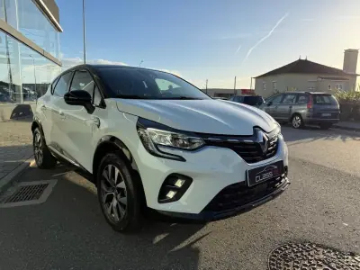 Renault Captur 2020 - 17500 EUR, 30000 km - AUTO.MOTO.pt - 30000km - foto 17 de 48