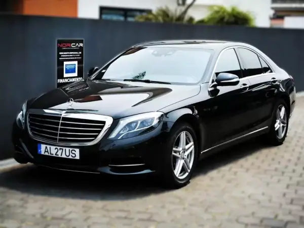 Mercedes-Benz S 300 BlueTEC Hybrid 2014 Hybrid (Diesel) — 239 200 km Mercedes-Benz S 300 BlueTEC Hybrid 2014 Hybrid (Diesel)