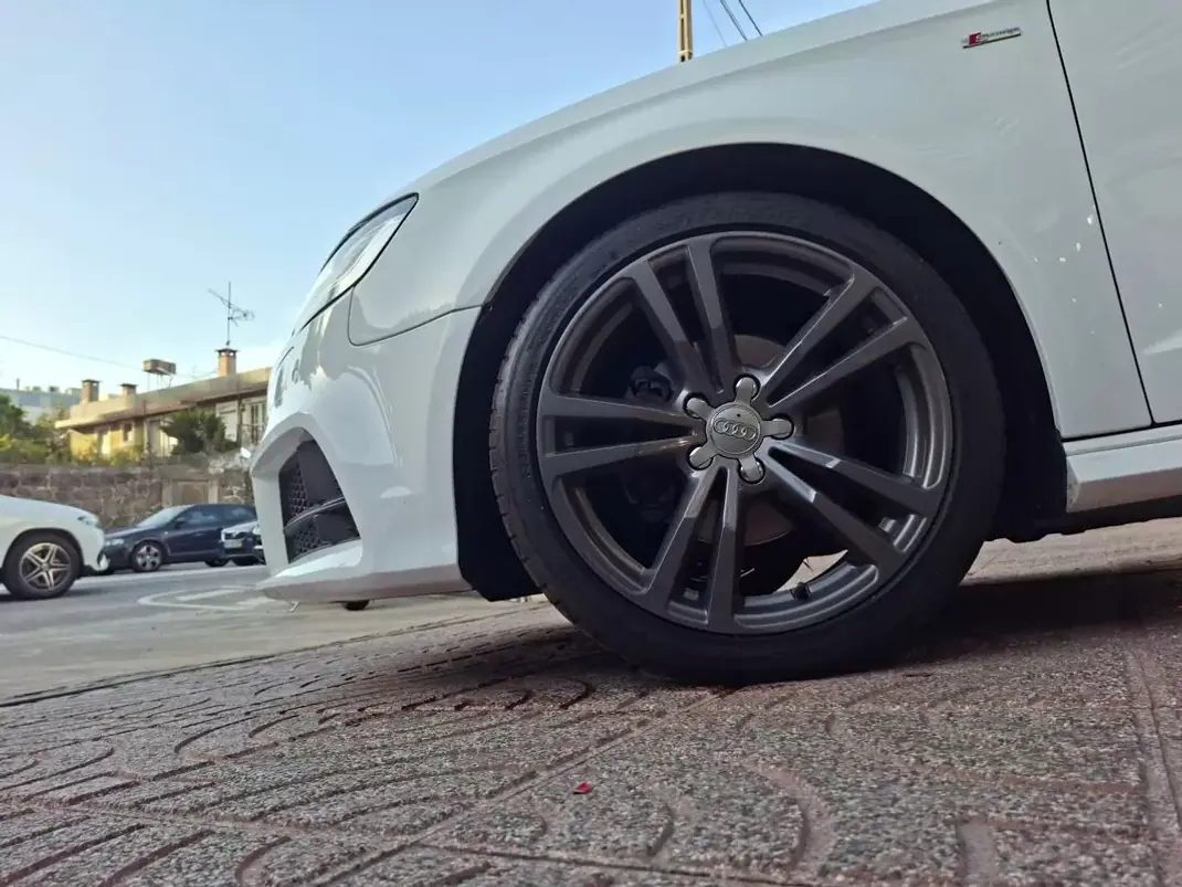Audi A3 Sportback 2019 - 18500 EUR, 98000 km - 98000km - foto 18 de 28