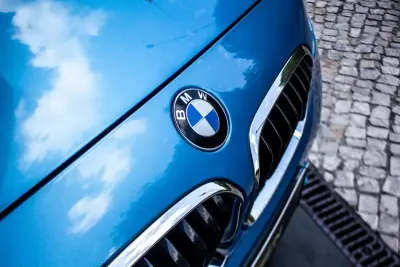 BMW 118 2018 - 16450 EUR, 210608 km - AUTO.MOTO.pt - 210608km - foto 9 de 47