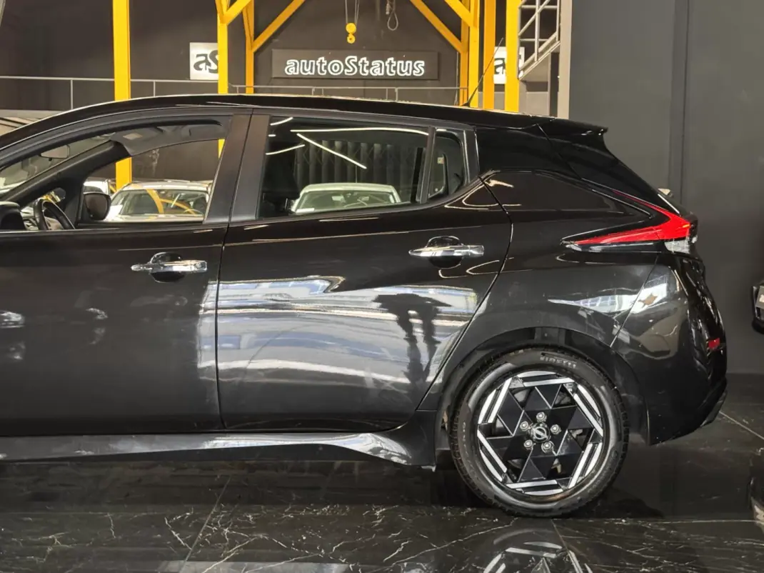 Nissan Leaf 2022 - 15990 EUR, 95500 km - AUTO.MOTO.pt - 95500km - foto 9 de 32