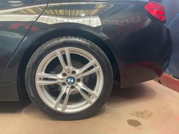 BMW 420 Gran Coupé 2016 - 21999 EUR, 160000 km - AUTO.MOTO.pt - 160000km - foto 18 de 54