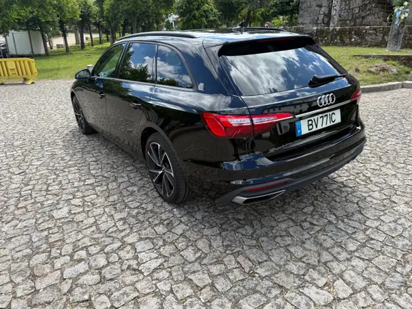 Audi A4 Avant 2020 - 20250 EUR, 160000 km - AUTO.MOTO.pt - 160000km - foto 11 de 16