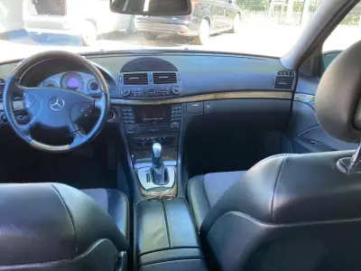 Mercedes-Benz 220 2003 - 8750 EUR, 230731 km - 230731km - foto 7 de 17