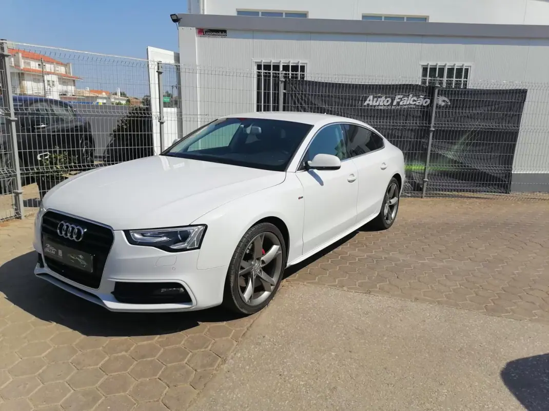 Audi A5 2017 - 26900 EUR, 148111 km - AUTO.MOTO.pt - 148111km - foto 1 de 17