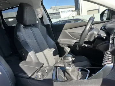 Peugeot 5008 2018 - 14900 EUR, 190000 km - 190000km - foto 64 de 73