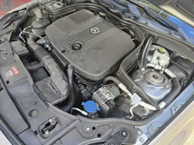 Mercedes-Benz CLS 250 2013 - 16990 EUR, 284798 km - AUTO.MOTO.pt - 284798km - foto 27 de 28