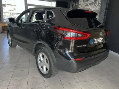 Nissan Qashqai 2019 - 19900 EUR, 113385 km - AUTO.MOTO.pt - 113385km - foto 3 de 22