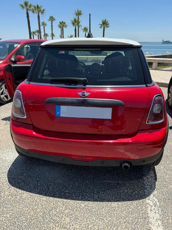 MINI One 2009 - 5500 EUR, 118000 km - AUTO.MOTO.pt - 118000km - foto 12 de 14